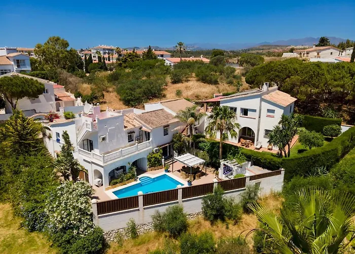 Family Villa Mijas-Costa Close To The Beach