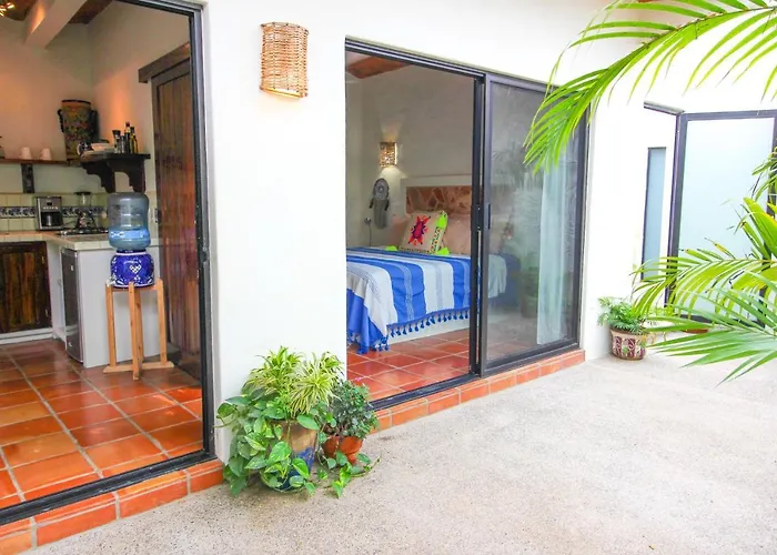Vida Feliz Casitas