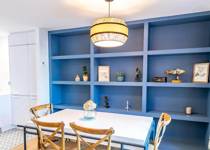 The Kinsale 4 Center