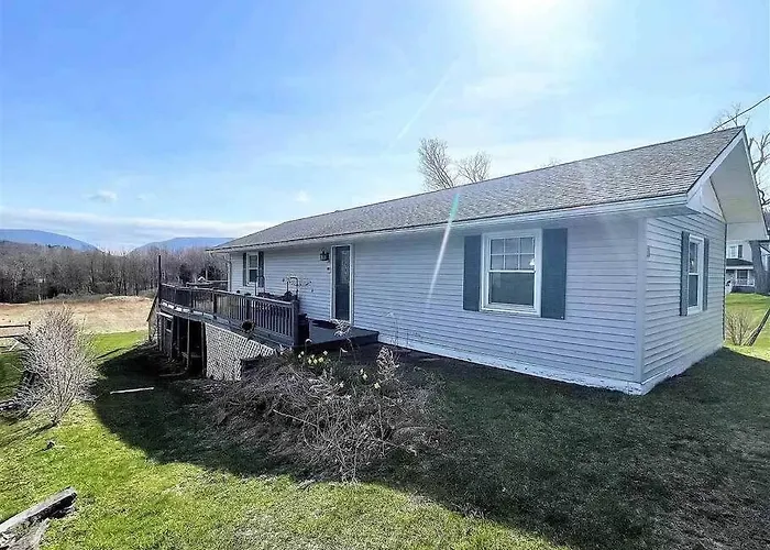 Close To Skiing And Hiking, Walk To Main Street