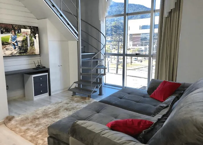 Saint Sebastian Flat 213 - Com Hidro! até 4 pessoas, Duplex, no centro