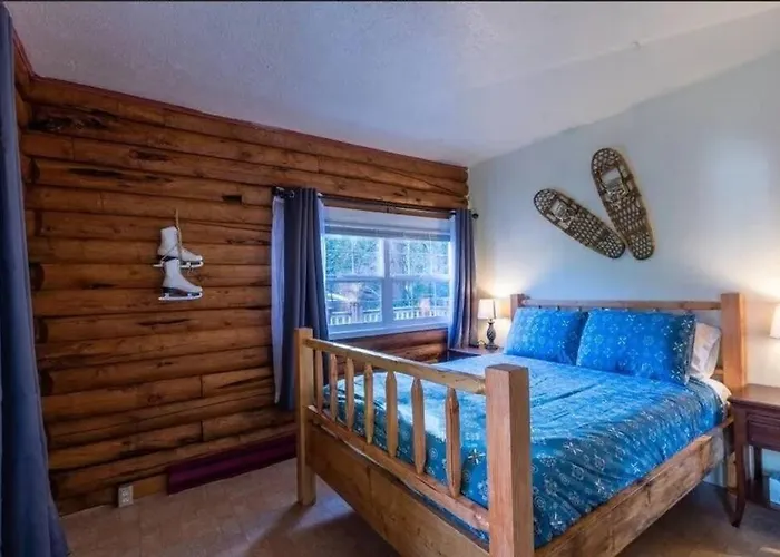 Little Bear'S Bungalow; Log Cabin W/Mountain Views