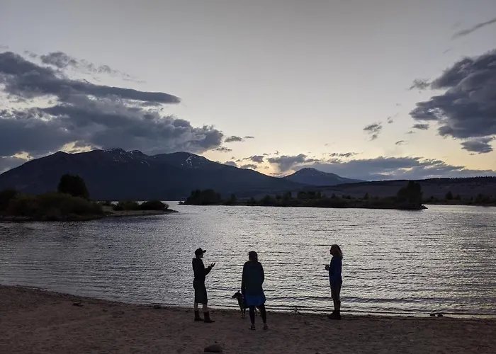 Stay Twin Lakes Cottage