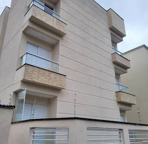 Apto 1o andar novo 2 Dorm - próximo ao centro