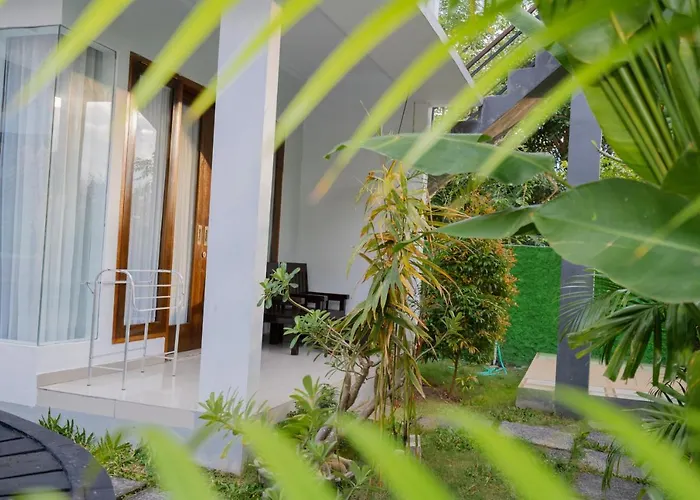 Lo Sari Bungalow