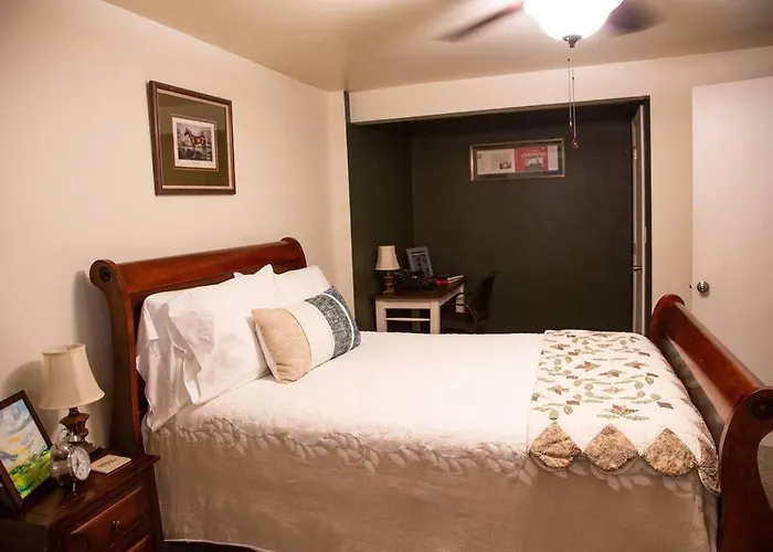 Hilltop Hideaway - 3Bdr In Downtown London, Ky