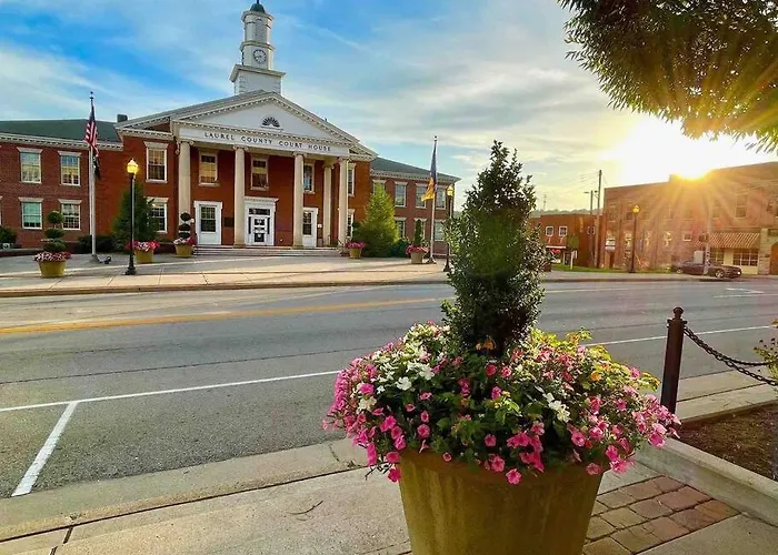 Hilltop Hideaway - 3Bdr In Downtown London, Ky
