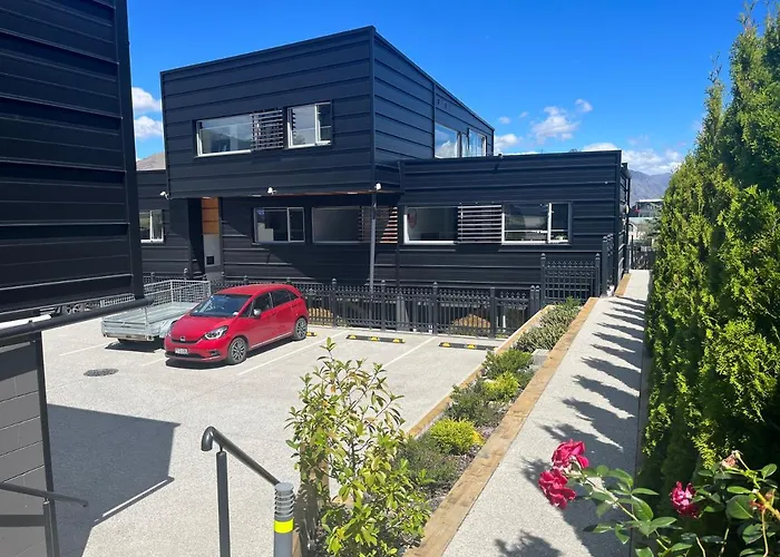 Wynter Apartments