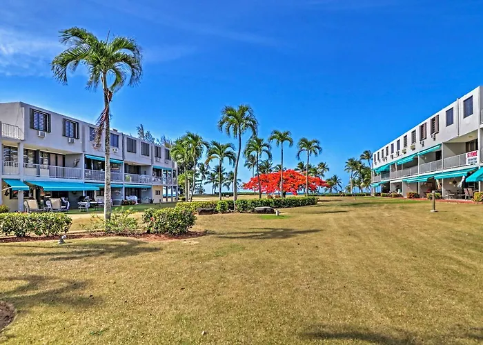 Coastal Puerto Rican Apartment - Walk To Beach!