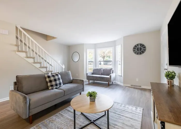 Stunning Southpark/Cotswold Home
