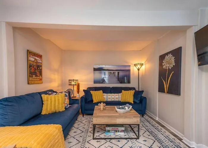 Family Beach Retreat W/Fun Loft Space, Firepit