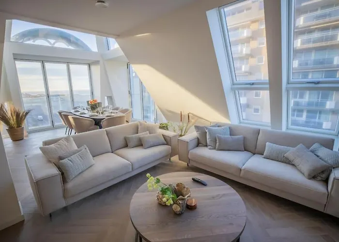 Penthouse Royal, Luxurious And Cozy With Sauna