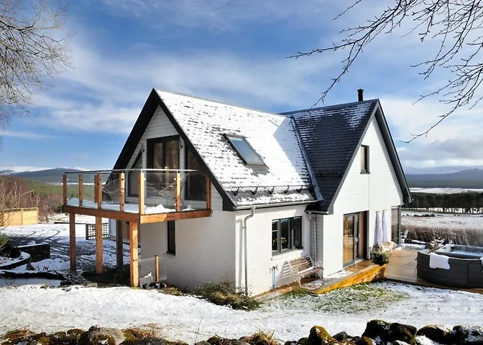 Tom'S Lodge