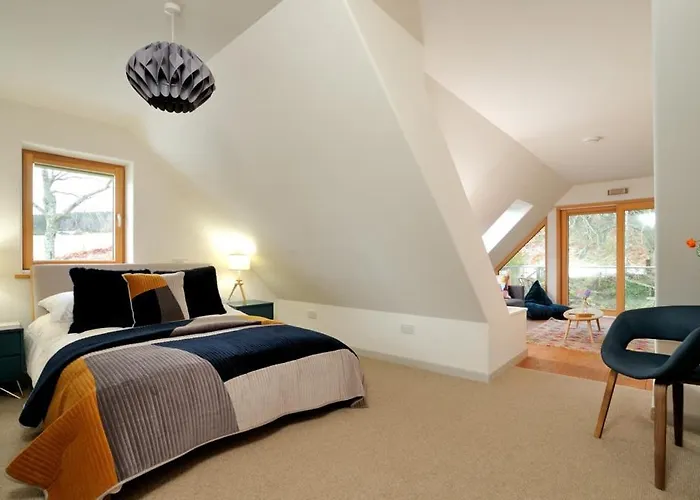 Tom'S Lodge