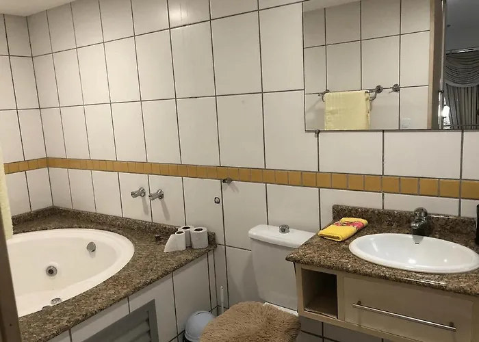 Saint Sebastian Flat 506 - Com Hidro! até 4 pessoas, Duplex, no centro