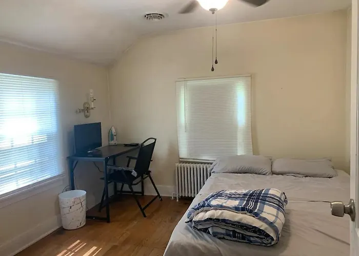 Luke'S Hostel