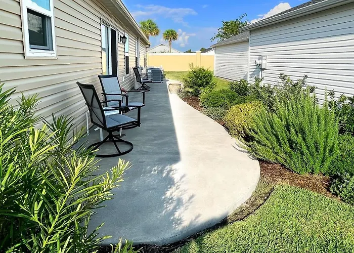 Beautiful Upgraded Patio Villa In The Villages Of Marsh Bend