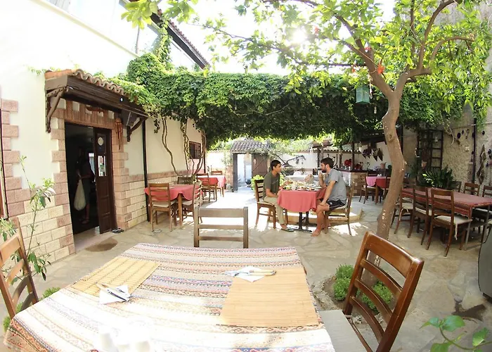 Tuncay Pension