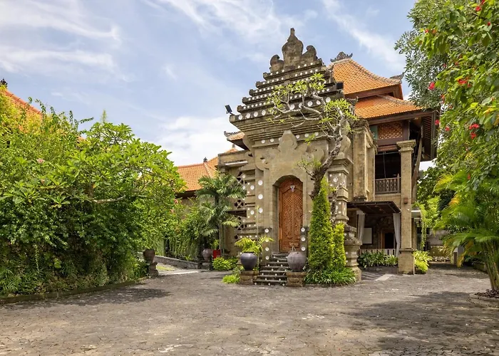 Giri Bhagawan Villas & Spa