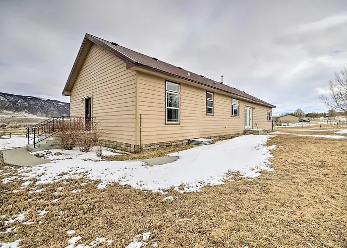 Charming Cody Vacation Home W/ Mtn Views!