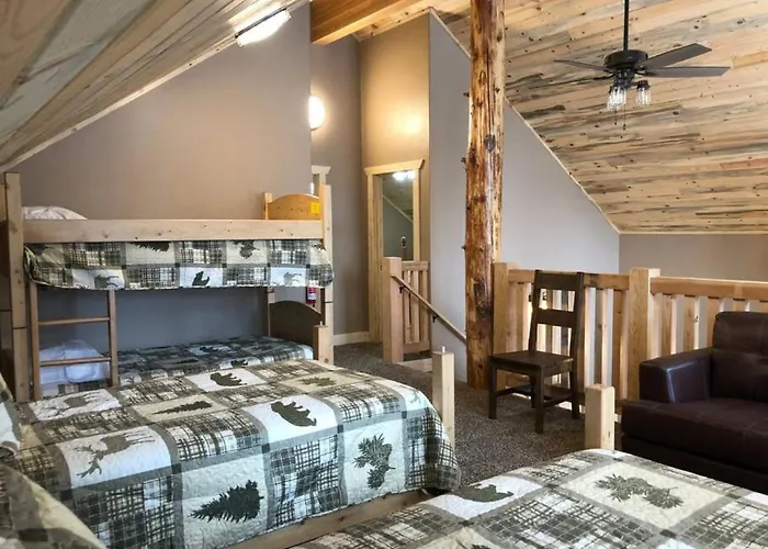 Heated Floors, Hot Tub, Grill