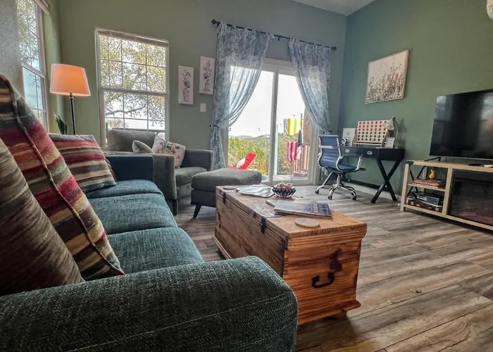 Hch Bluebonnet Cottage