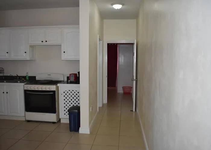 Oland - 2 Bedroom Apartment With Marina View