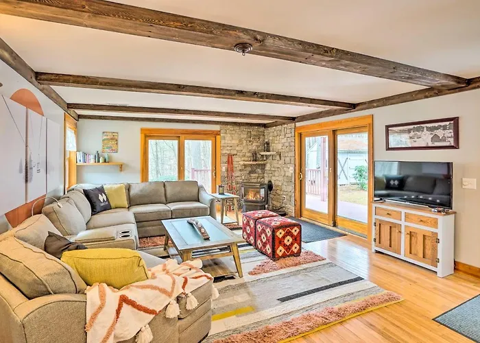 Berkshires Getaway < 1 Mi Skiing & Hiking!