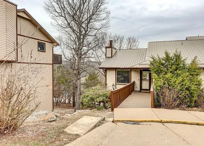 Holiday Island Vacation Rental W/ 2 Balconies