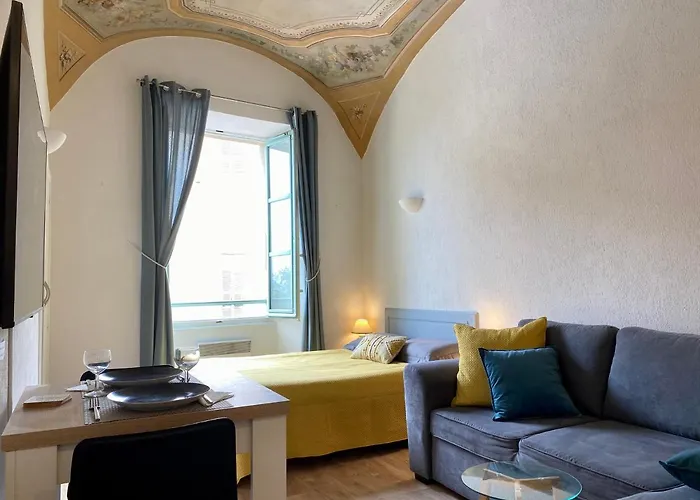 Lovely Studio - Heart Of Menton, Near The Beach.
