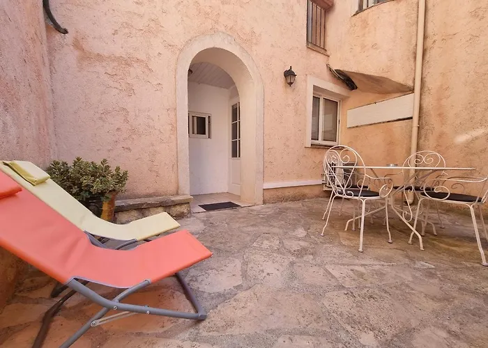 Appartement Dans Ancien Moulin A Huile Renove
