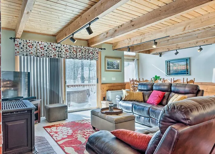 Cozy Conway Area Home ~ 4 Mi To Cranmore Mountain!