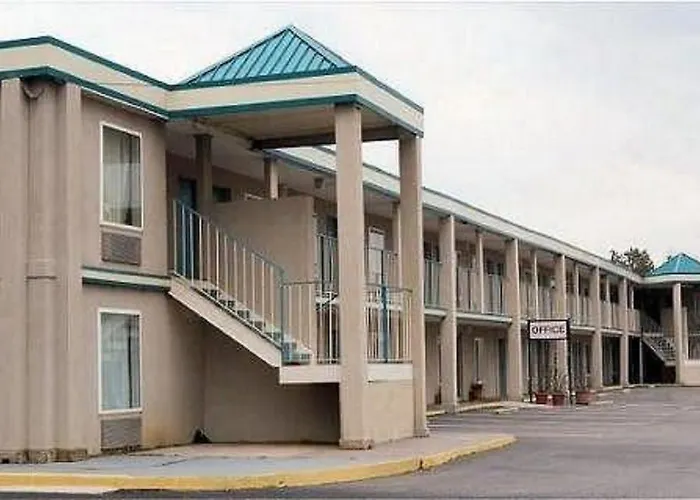 America'S Best Inn & Suites Commerce