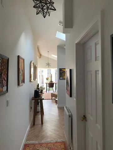 The Gallery, Warwick