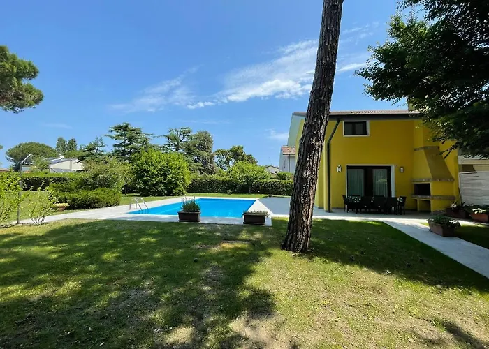 Fantastic Villa With Private Pool-Beahost