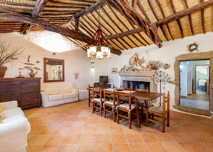 Tipica Casa Sarda Con Piscina Privata E Vista Mare