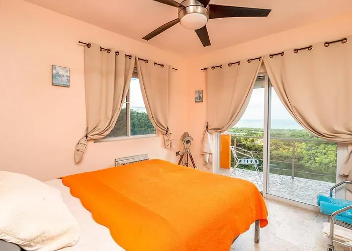 Vieques Villa Gallega - Oceanview W/Infinity Pool