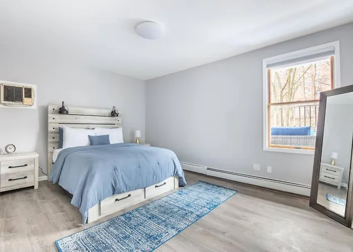 Luxury 3Bed Private Apartment Near Manhattan