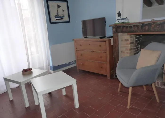 Maison Atypique Pecheur Dieppe 6 Personnes Et Bebe Proche Bord De Mer