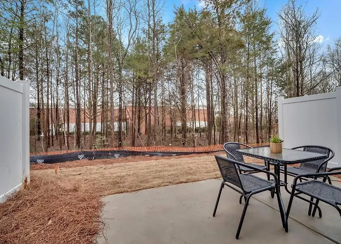 Gorgeous New Townhome/Charlotte!