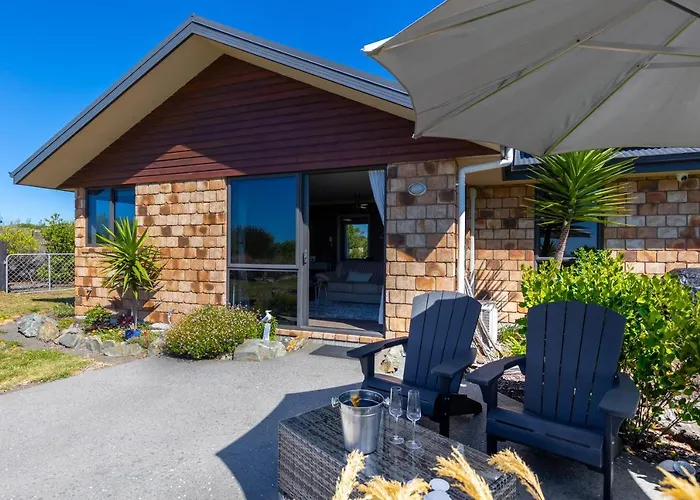 Ocean View Beachfront Apartment