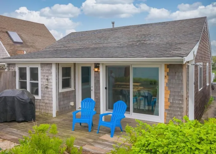 Oceanfront Escape—Cape Cod Bay Sandbars