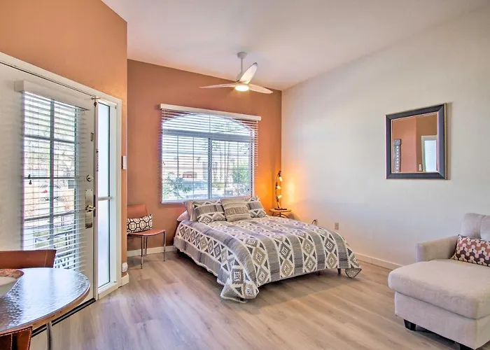 Green Valley Studio In 55+ Community! (Adults Only)