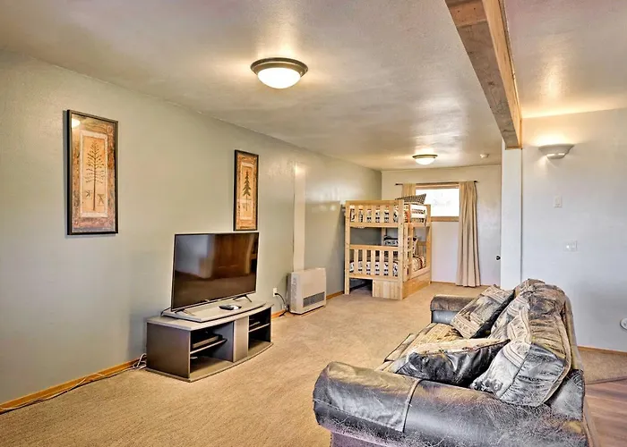 1 Mi To Granby Ranch: Family-Friendly Cabin!