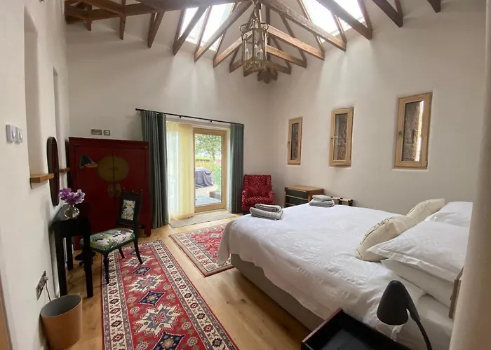 The Stables - Luxury Cottage