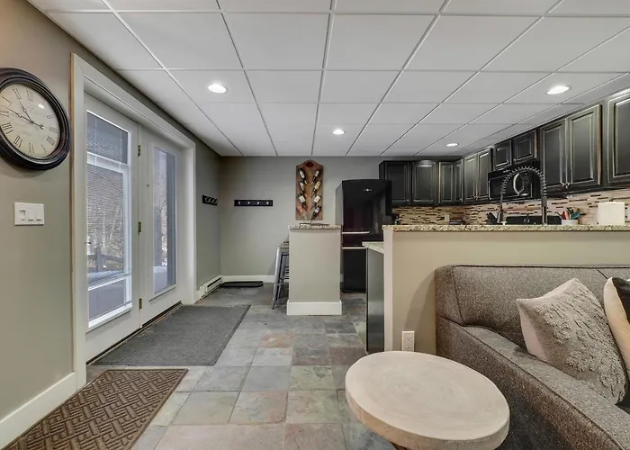 691 Disciples Village Condo