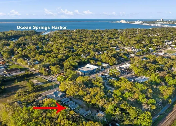 Best Cottage In Ocean Springs- Golf Cart Included!!!