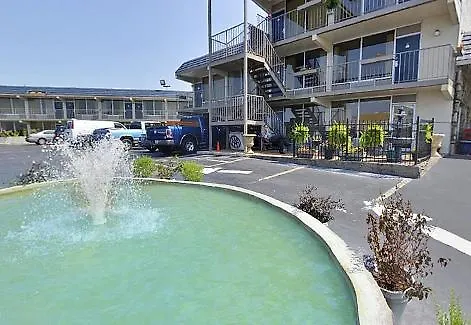 Alcoa Inn