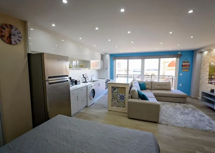 Lia'S Apartment