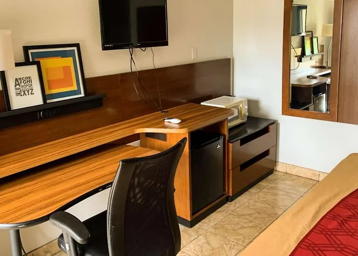 Luxury Inn Forrest City
